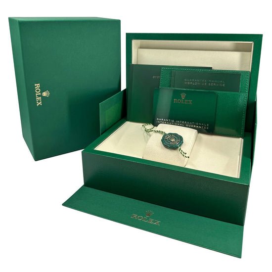 Rolex Replica Watch Datejust 41, Oystersteel, Bright blue sunray Roman dial, Smooth Jubilee, 126300-0030